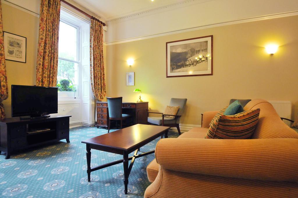 The Penn Club Bed and Breakfast London Exteriör bild